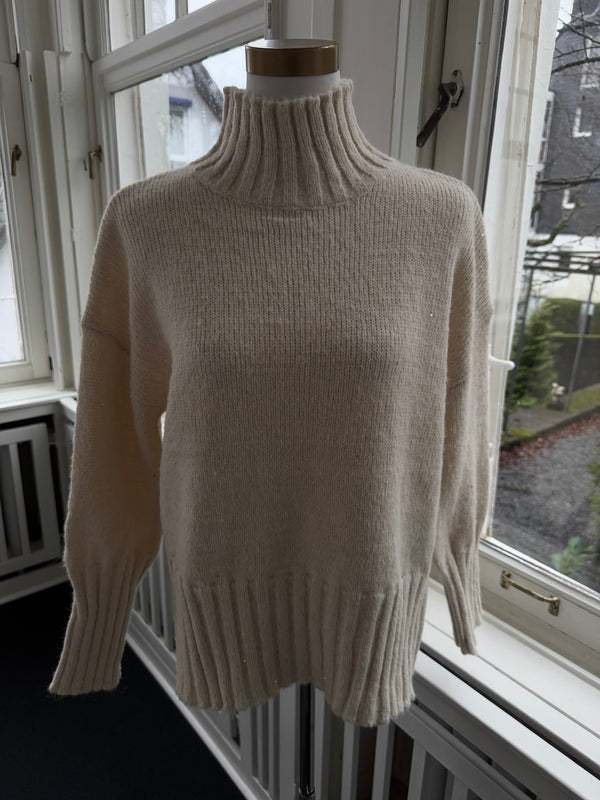 Pullover mit Stehkragen new year beige