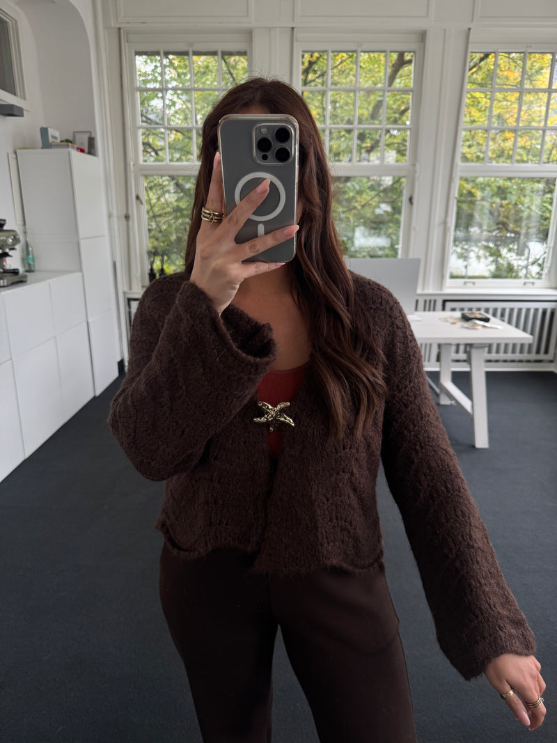 Cardigan mit weitem Ärmel & abnehmbarem Stern-Verschluss – One Size BRAUN