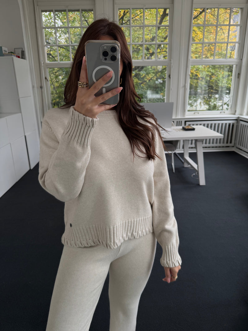 Pullover mit Zopfdetails – Soft Touch, One Size beige
