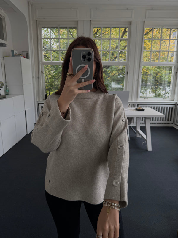 Feinstrick-Oberteil mit Knopfdetails – Kastiger Schnitt, One Size beige