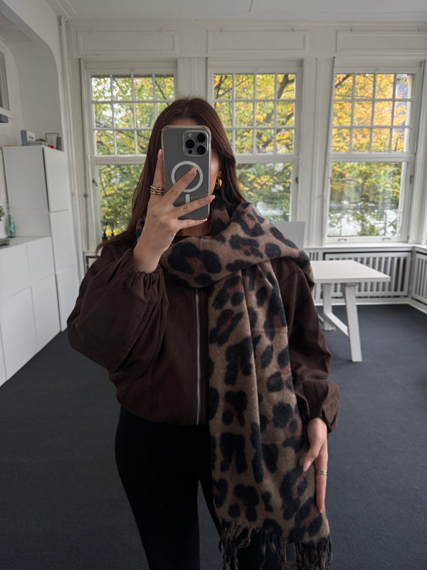 Leoprint Winterschal mit Fransen – Weich & Leicht aus 100% Viskose braun