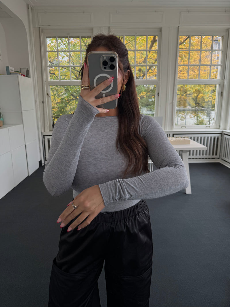 Figurbetontes Kaschmir-Shirt – One Size – Weicher Stretchstoff grau