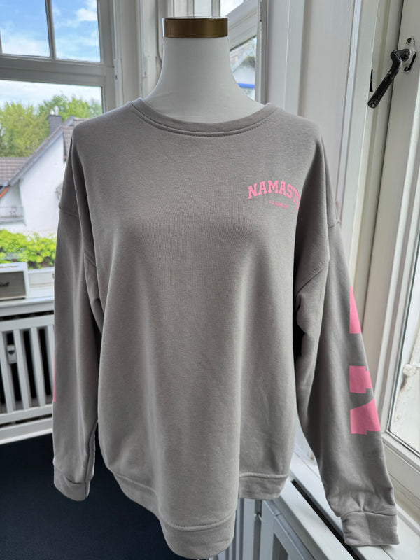 Sweatshirt Namaste grau/rosa