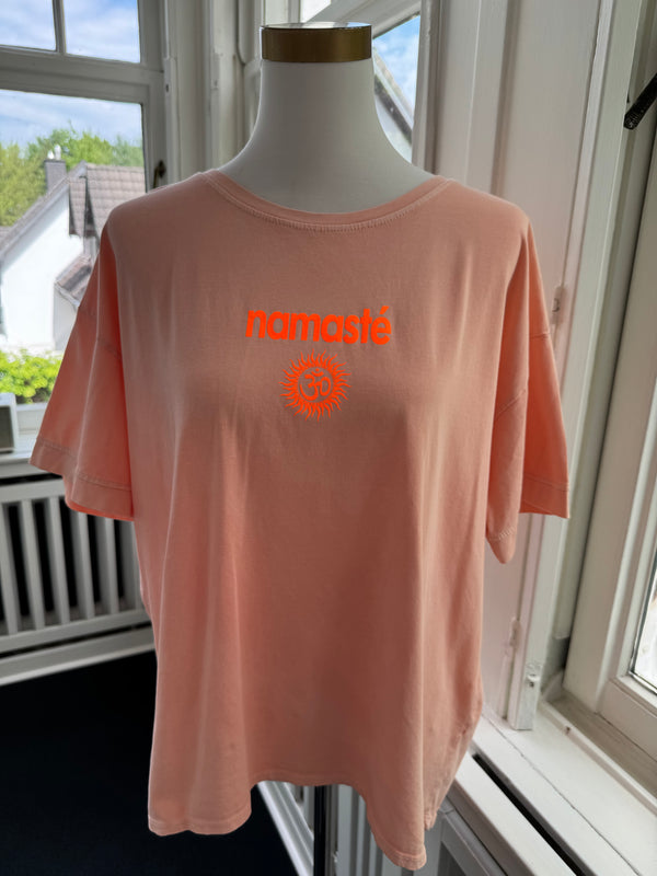 T-shirt Namaste oversized orange