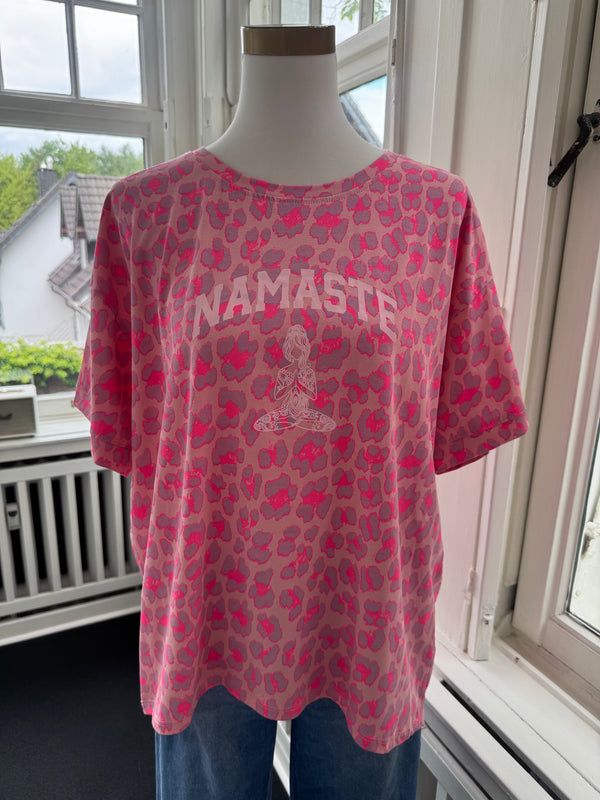 T-Shirt Namaste leo pink/rosa