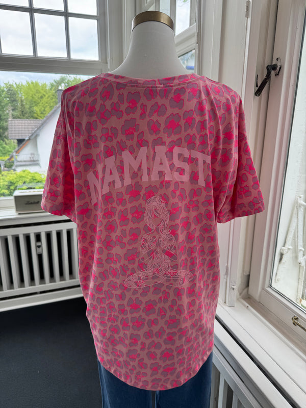 T-Shirt Namaste leo pink/rosa