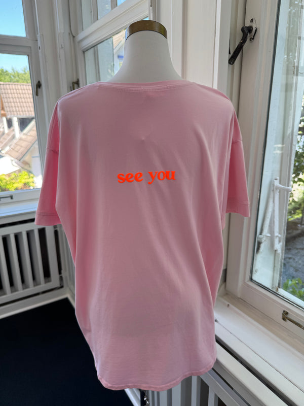 T-shirt hey you oversized rosa