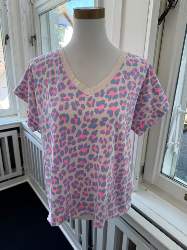 T-shirt leo V-Ausschnitt must have blau/pink