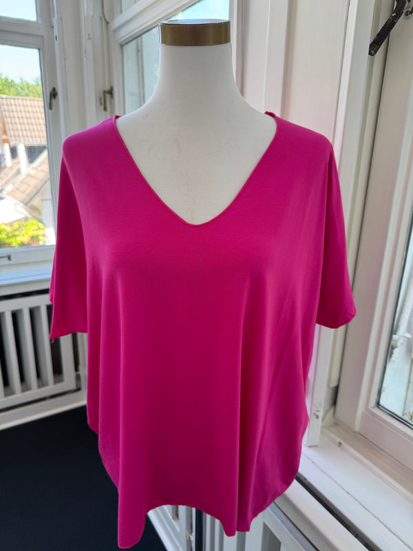 T-shirt basic bestseller pink