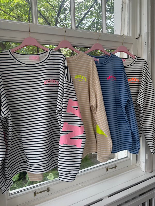 Sweatshirt namaste gestreift