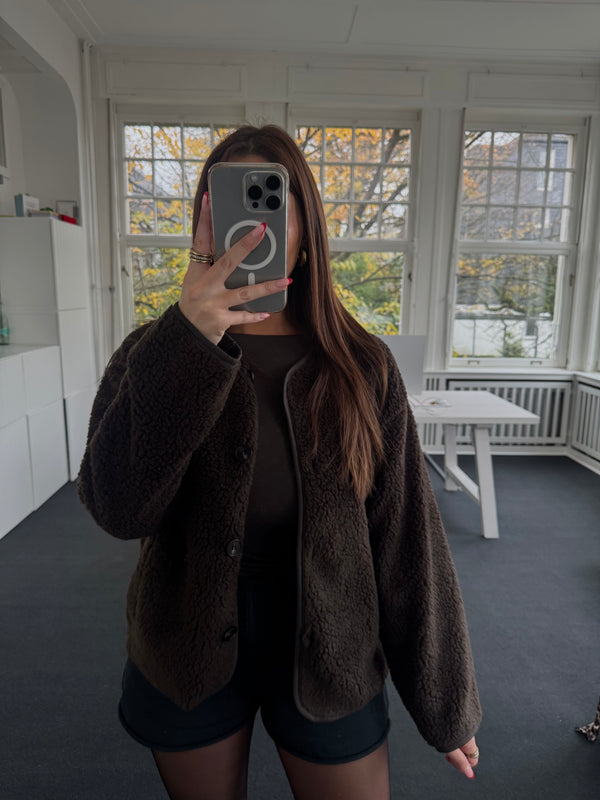 Teddyjacke mit Knöpfen & Taschen – Leichter Wollmix | Kuschelig & Stylisch braun