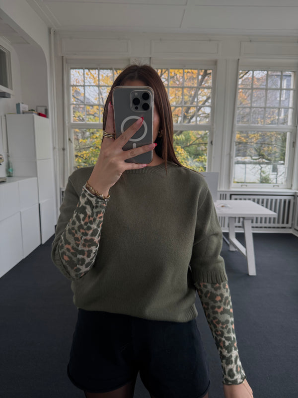 Feinstrick Halbarm Pullover – One Size (36–40) | Edler Viskose-Mix grün