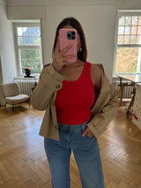 Gerippter Top aus Baumwolle – figurbetont, stretchy & vielseitig (Gr. 36–42) rot