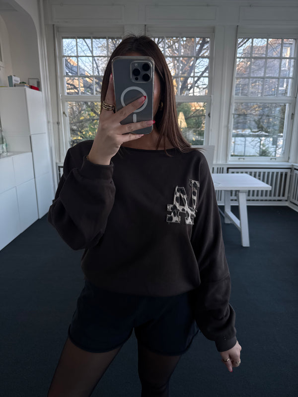 Sweatshirt-Oberteil im U-Boot-Stil mit „LA Leo“-Print – One Size (36–40) braun