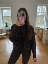 Braune Glitzer-Strickjacke – One Size (36–38) | Super Soft | Silberglitzer | Mit Taschen & Knöpfen