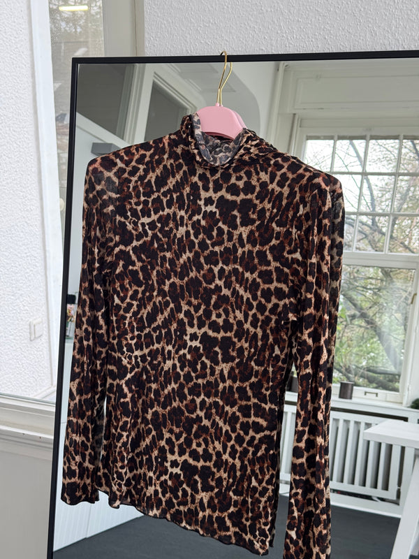 Kaschmir-Style Rollkragen-Shirt in Leo Beige