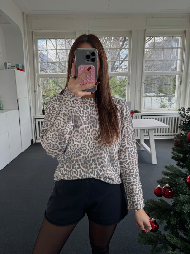 Leo Oberteil – Super Soft, Rundschnitt vorne & hinten länger – One Size (36–40) beige