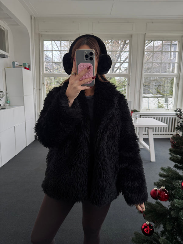 Felljacke – Leichtes Material – Offen tragbar – Größe 36–38 schwarz