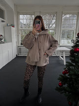 Jacke mit festem Schal – Beige – Weiches Material – One Size 36–42