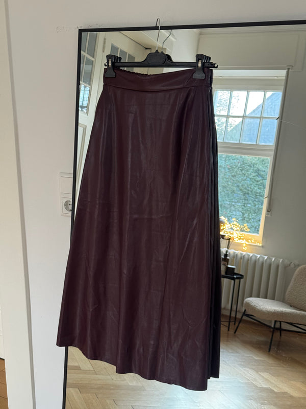 Midi-Rock in Lederoptik mit Gummibund – One Size (36–40) bordeaux