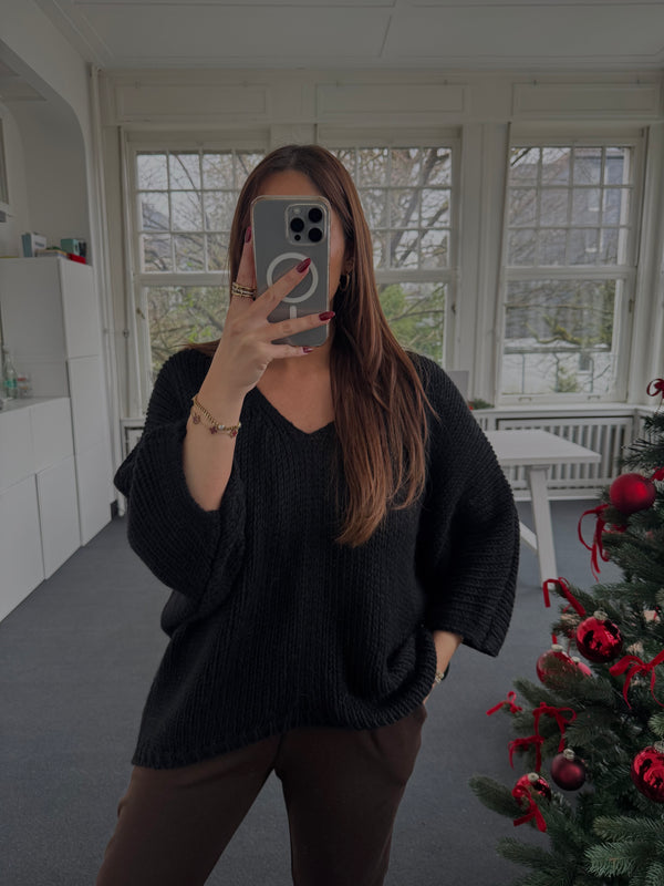 Grobstrick Oberteil mit V-Ausschnitt – Halbarm, vorne kürzer – One Size (36–42) schwarz