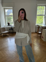 One Size Blumentuch – Taillen- & Halstuch mit kleinem Blumenmuster