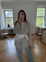 Viral Satin-Tuch One Size – Taillen- & Halstuch aus seidigem Glanzstoff weiß