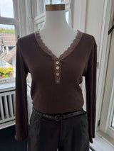 Langarmshirt spitze mit knöpfen