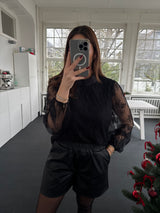 Elegante Spitzenbluse mit Stehkragen & transparenten Ärmeln – One Size (36–40) schwarz