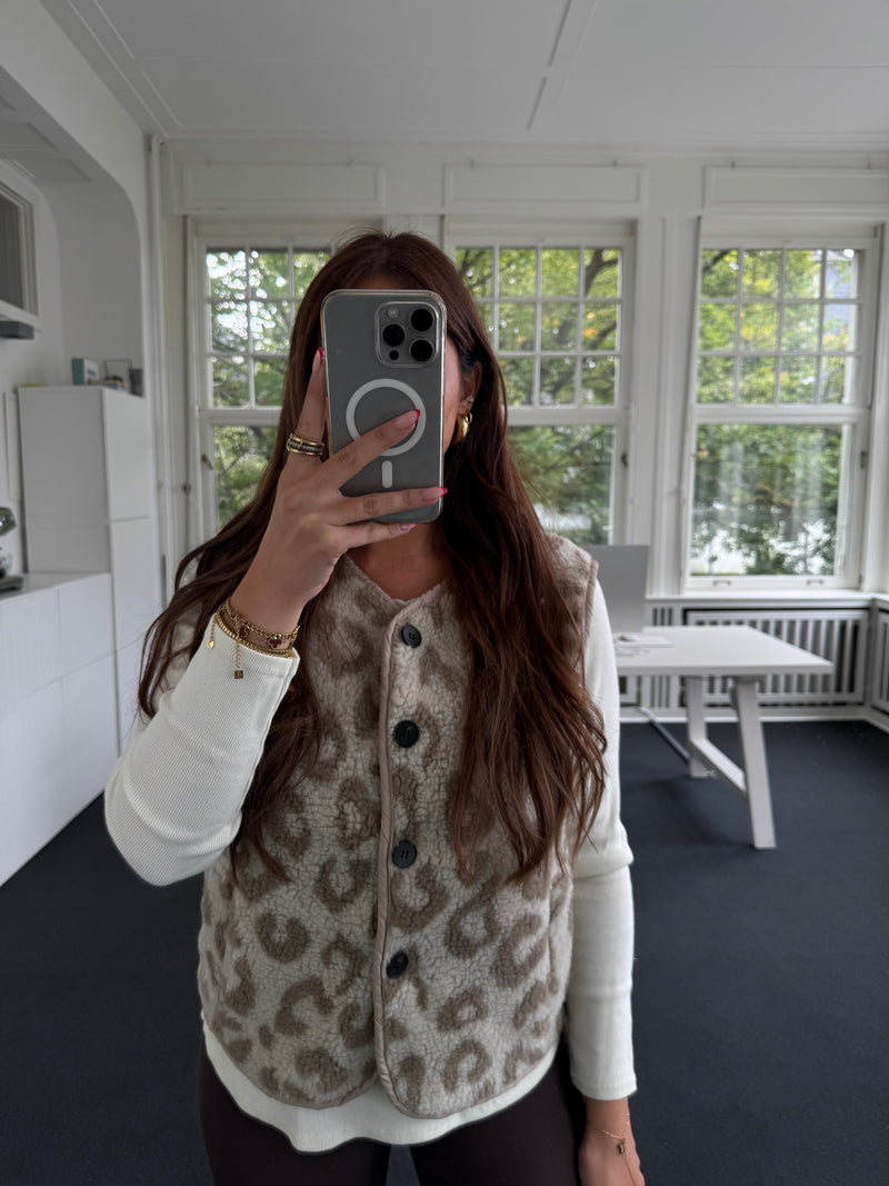 Weste mit Knöpfen leo beige