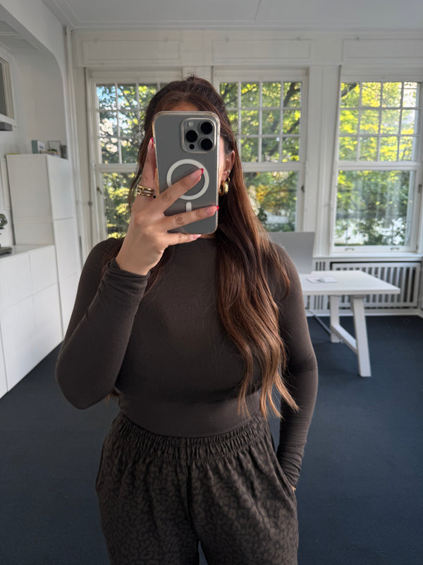 Oberteil cashmere sehr dünner Stoff braun