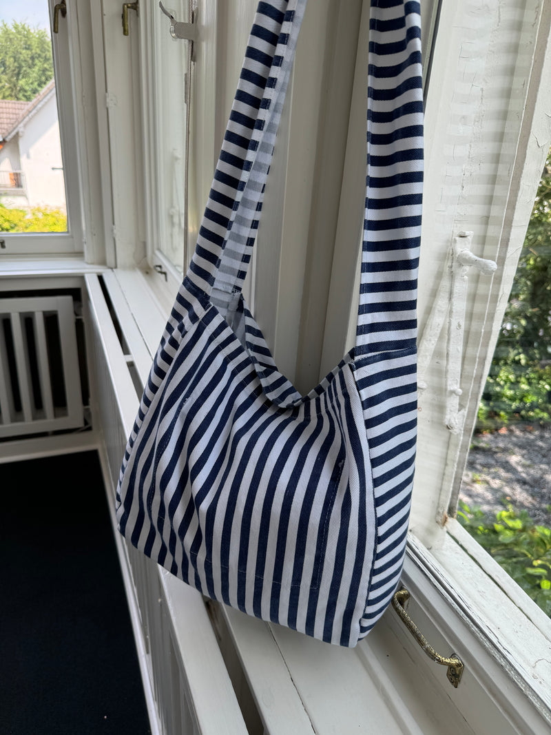 Stofftasche gestreift blau