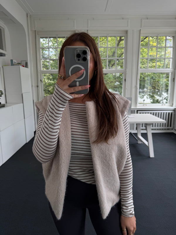 Leichte Weste in Beige – Lässig geschnitten beige