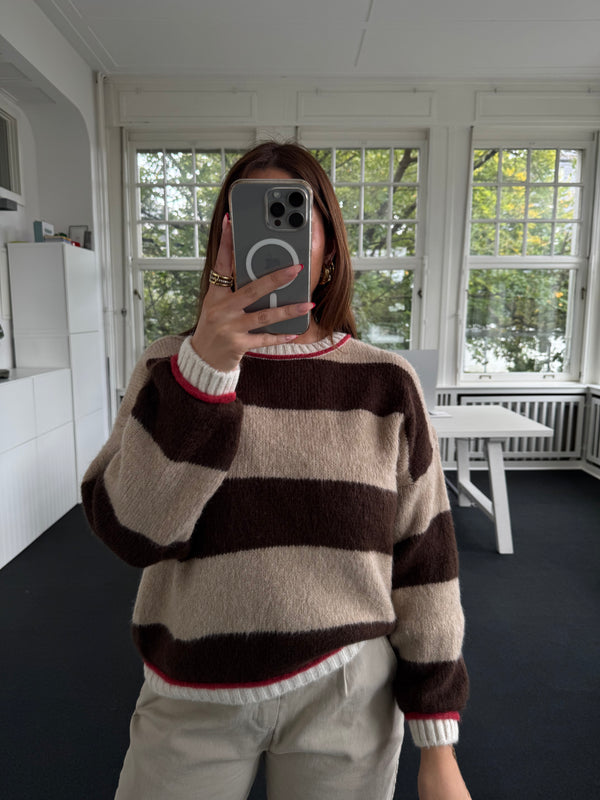Gestreifter Strickpullover – Lässiger Schnitt braun/beige