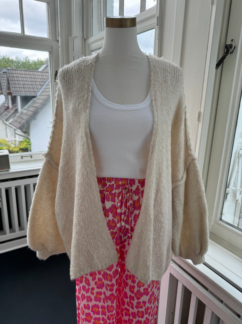 STRICKJACKE CHERRY LEICHTE BALLONÄRMEL BEIGE