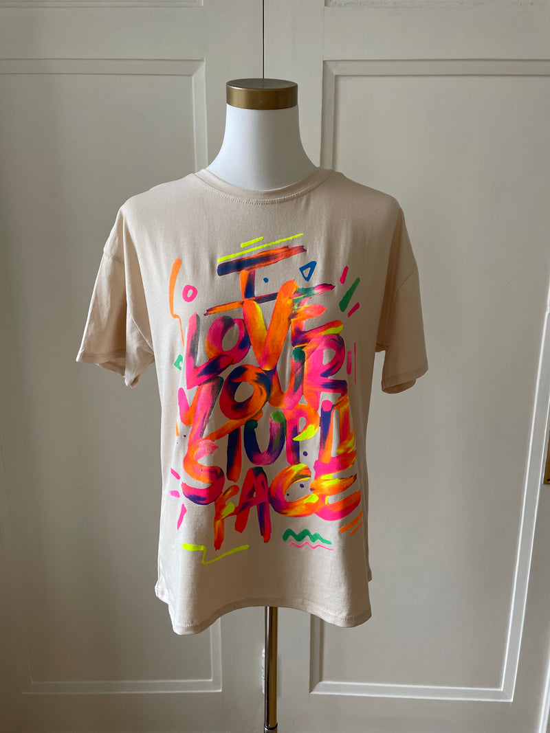 T-Shirt Regenbogen Love beige