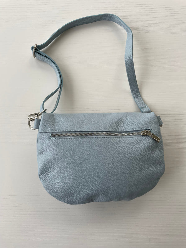 SHOULDER BAG SIZE M WITH INSIDE AND OUTSIDE POCKET TURQUOISE