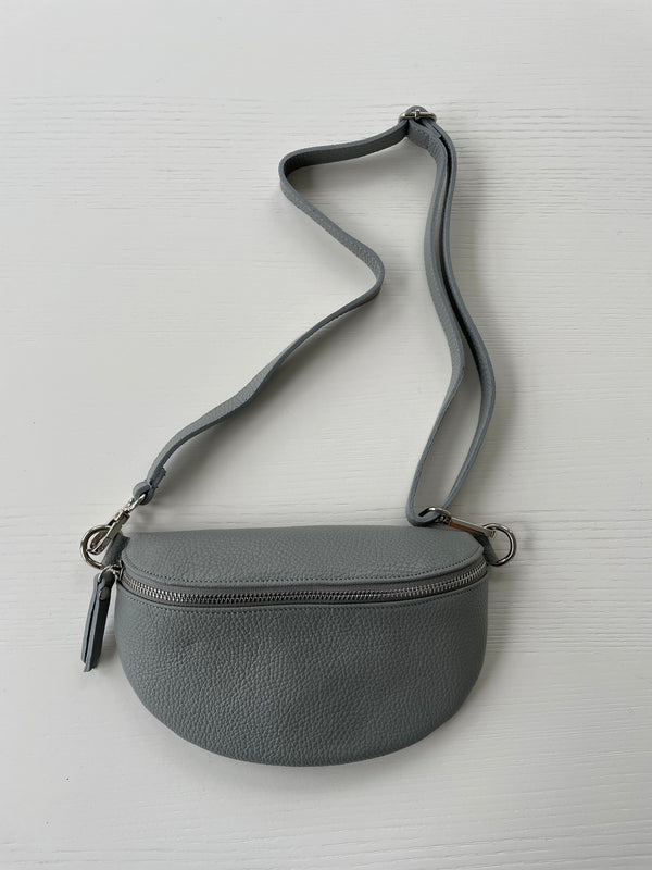 Shoulder bag size XS light grey