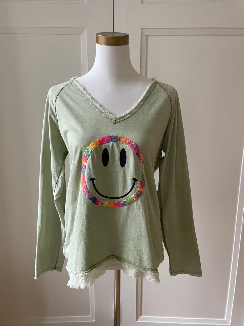 Shirt smile rainbow mint
